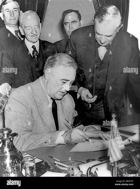President roosevelt new deal hi-res stock photography and images - Alamy
