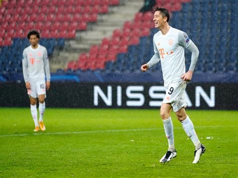 Lewandowski dedicates his brace against RB Salzburg to 'King Gerd'