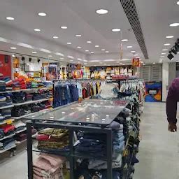 KLM Fashion Mall, Kukatpally - Clothing store - Hyderabad - Telangana ...