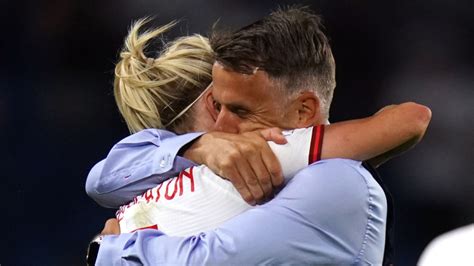 Phil Neville: England Women captain Steph Houghton says Lionesses ...