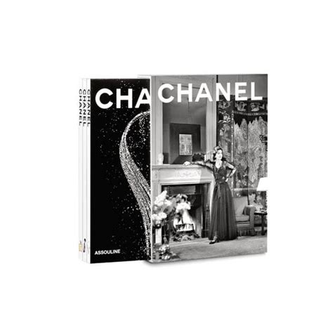 Chanel 3-Book Slipcase - Inner
