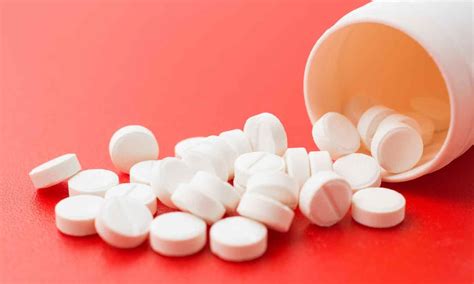 Low-dose aspirin linked to lower cardiovascular event risk for adults ...