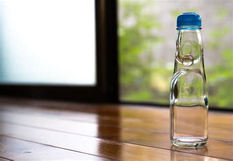 How To Open A Ramune - Tips For Enjoying This Japanese Soda