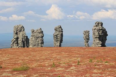 Вертолётный тур из Перми на плато Маньпупунер с посещением перевала Дятлова