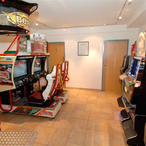 Bobby’s Pub Kegelbahn | Infrastructure in Saalbach Hinterglemm