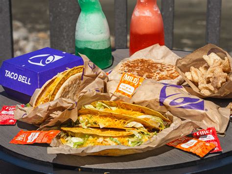 The Pacifica Taco Bell Cantina deserves its fame - Review - San ...