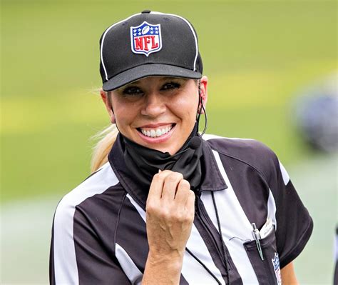 Who is the female referee in Super Bowl 2021? Meet Sarah Thomas, the ...