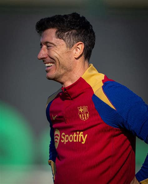 Lewandowski: "L'addio di Xavi a fine stagione? Essere un allenatore o ...