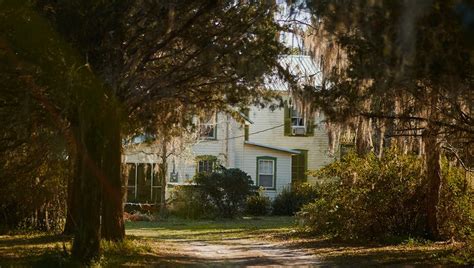 Reparations after Rosewood massacre a model, descendants say | FOX 13 ...