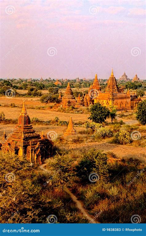 Ruinas De Bagan- Birmania (Myanmar) Imagen de archivo - Imagen de ...