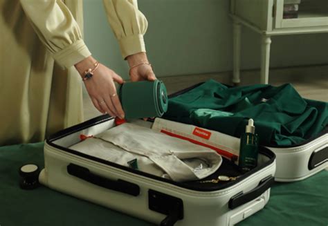 出差的带什么礼物最新素材