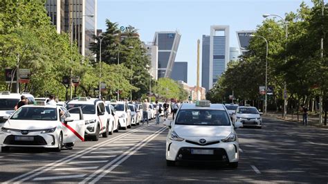 La CNMC desestima una denuncia de los taxistas contra Cabify por los 15 ...