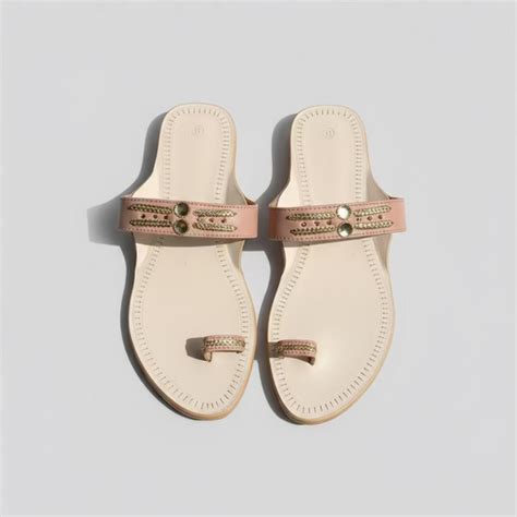 Kolhapuri Sandals - Women – NIIRA