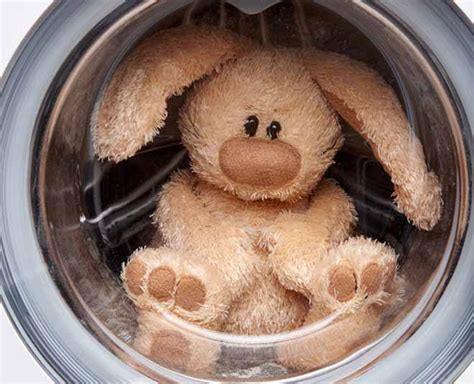 Hidden Spots In The House That You Should Sanitize Regularly | Herzindagi