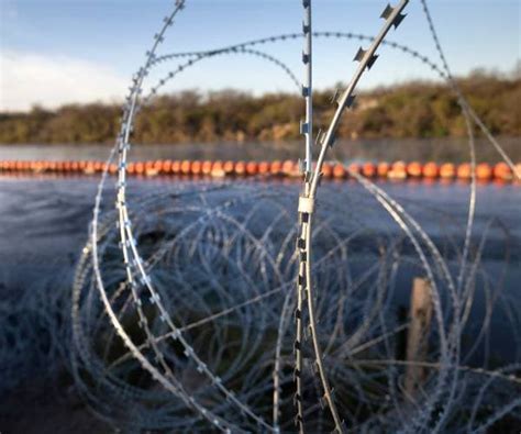 Border Patrol to Add 900-Mile Floating Barrier in Rio Grande | Newsmax.com