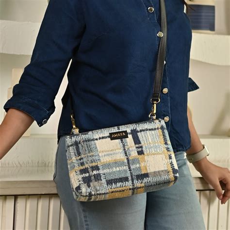 DENIM DELIGHT - GLIDE SLING BAG – Amaya