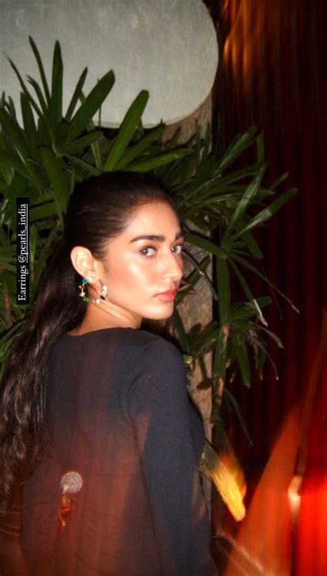 View All Earrings – Pearls India