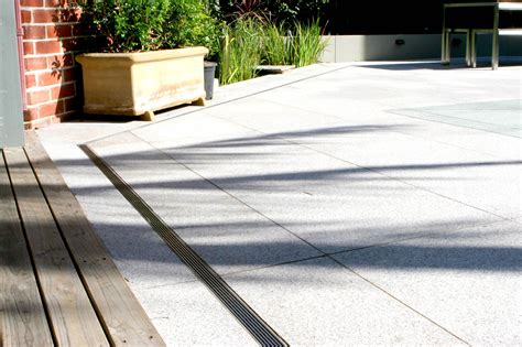 Outdoor Drains - Infinity Drain