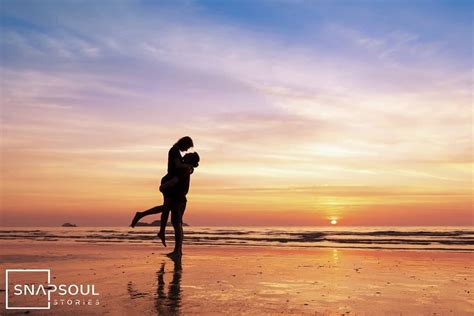 Picking Honeymoon Dresses for Couples Made Easy So They Can Have a ...