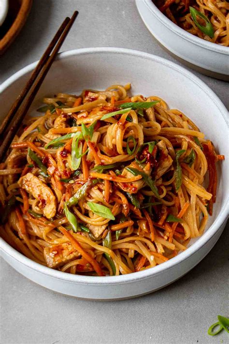 Spicy Pork Noodles - Stephanie Kay Nutrition