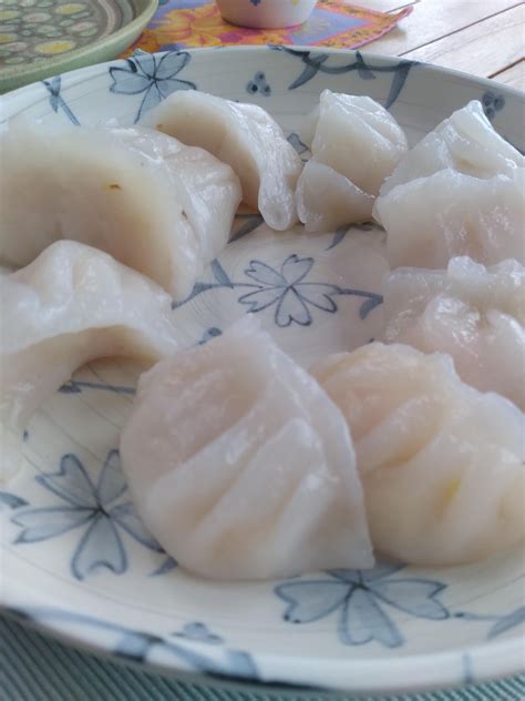 [homemade] har gao (steamed shrimp dumplings) - Dining and Cooking