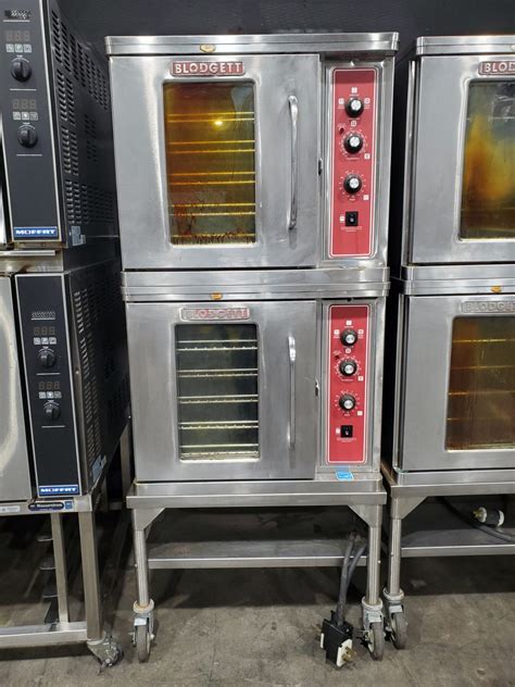 BLODGETT CTB-1 DOUBLE STACKED HALF SIZE CONVECTION OVEN ON STAND W ...