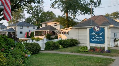 ABIGAIL'S LAKESIDE COTTAGES (Geneva on the Lake, Ohio) - Cottage ...