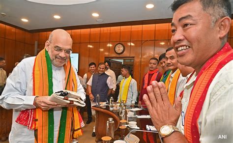 असम : जनजातीय उग्रवादी समूह डीएनएलए ने सरकार के साथ शांति समझौते पर ...