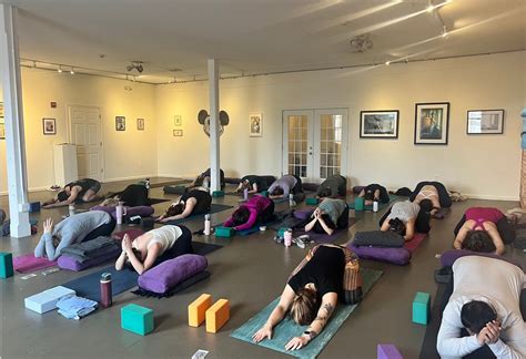 Full Moon Yin Yoga & Gong Bath, BLOCK 134, Putnam, 14 September 2025 ...