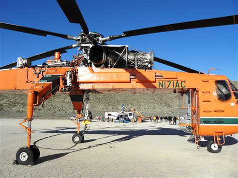 Erickson Air-Crane Sikorsky www.mainpac.com.au #SkyCrane #Crane # ...