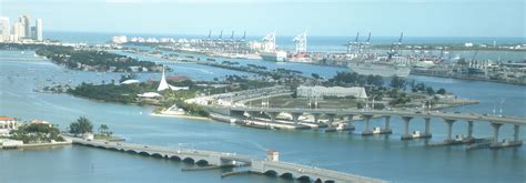 Port Watson Commons: Homes for Every Lifestyle