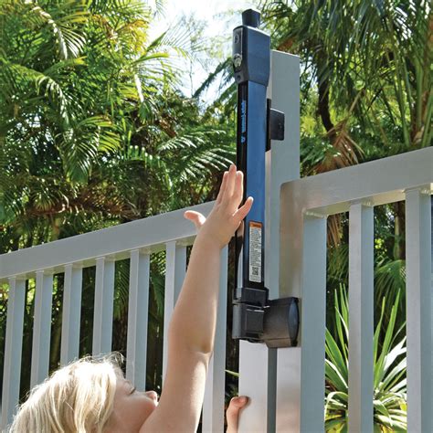 Magnalatch Child Safety Lock Gate Latch