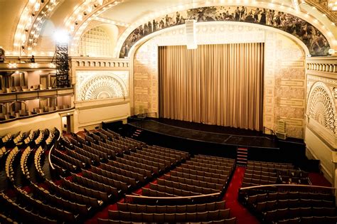 The Auditorium Theatre, Chicago - Global Traveler