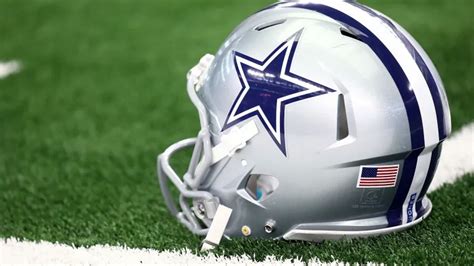Cowboys helmet stickers, explained: Why Dallas is honoring legendary ...