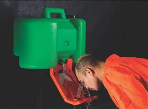 Portable Eye Wash Station - Portable Eye Wash Unit Trader - Retailer ...