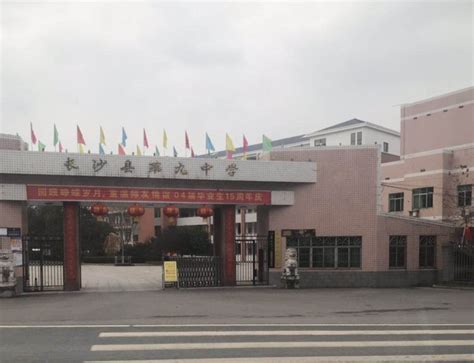 2023年长兴县初升高美术专业统考在金陵高中举行
