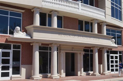 Roberts' Stadium Club - Gainesville, Florida USA | Haddonstone USA