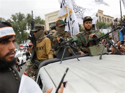 Fresh clashes erupt between Pakistani forces and Afghan Taliban in ...