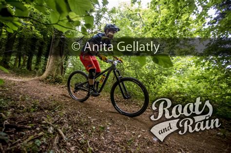 Nathan WOOD (mas1) 289 - Roots & Rain