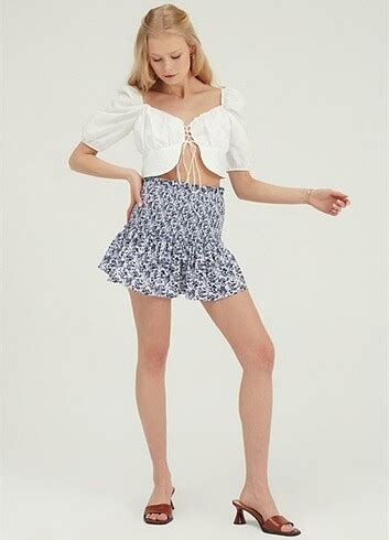 Yazlık Çiçekli Fırfırlı Mini Etek Quzu Mini Etek %20 İndirimli - Gardrops