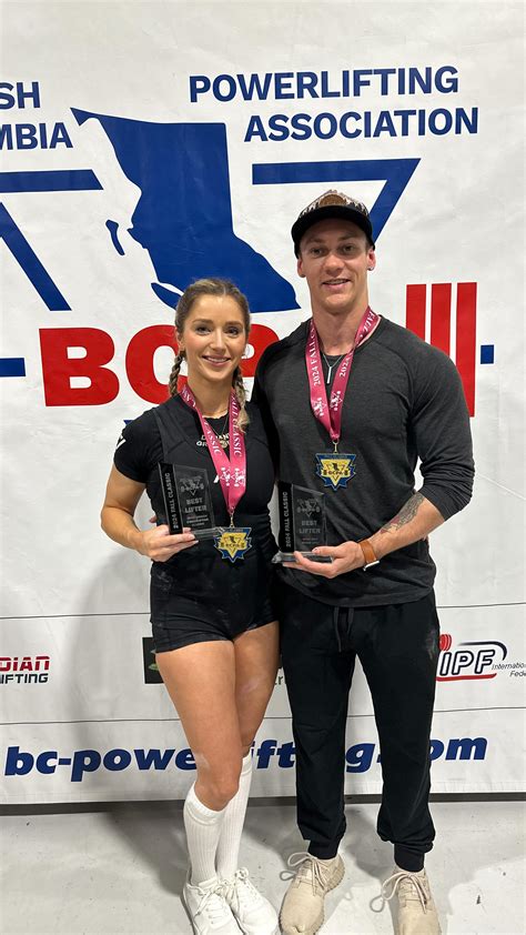 Hannah May Southwood 🇨🇦 | Another Sunday, another fantastic bench day 💪 ...