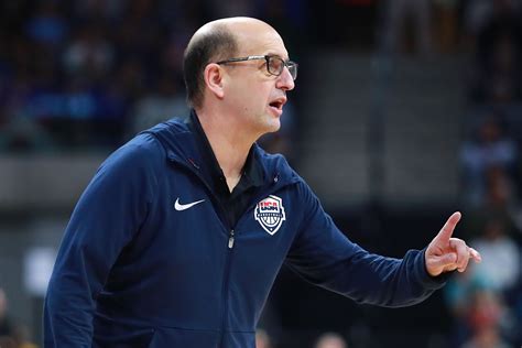 Los Angeles Lakers: One of these ESPN announcers should be coach