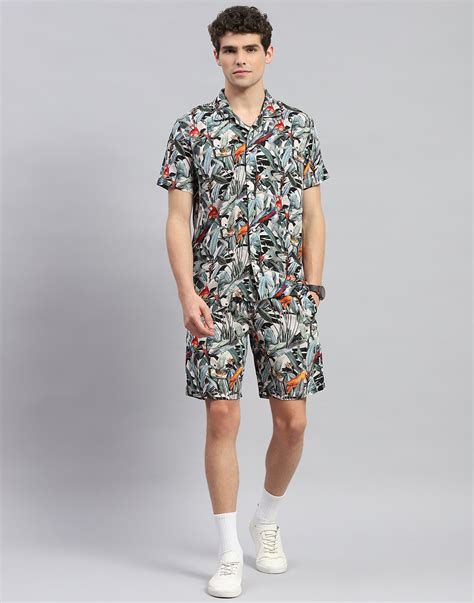 Buy Men Green Floral Print Round Neck Half Sleeve Cords Set Online in ...