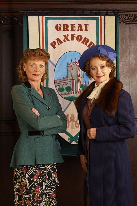 New on PBS Masterpiece Sundays :: Home Fires – Dandelion Women