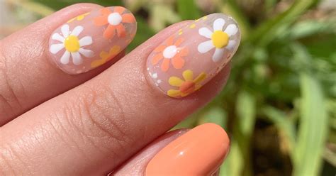 simple flower nail designs for short nails