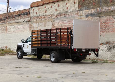 16′ Douglass Diamond Plate Flatbed - Douglass Truck Bodies