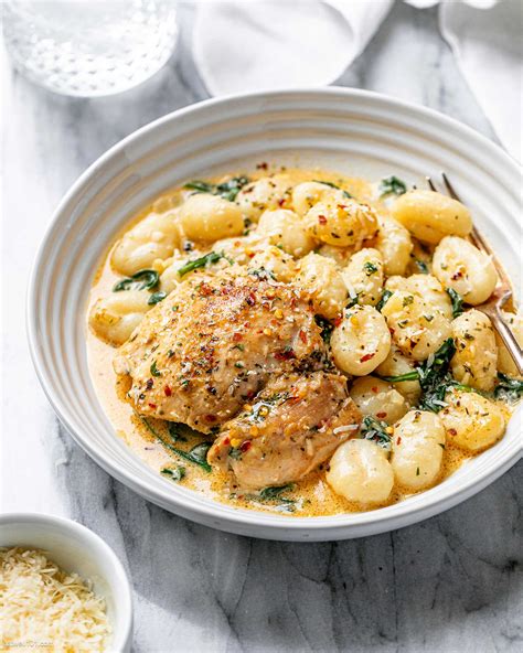 Creamy Spinach Chicken Gnocchi Recipe — Eatwell101