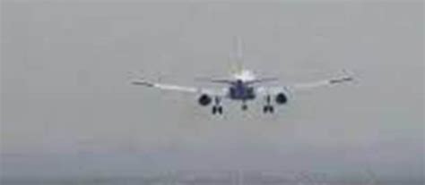 Alliance Air plane broke down after landing in Indore passengers ...