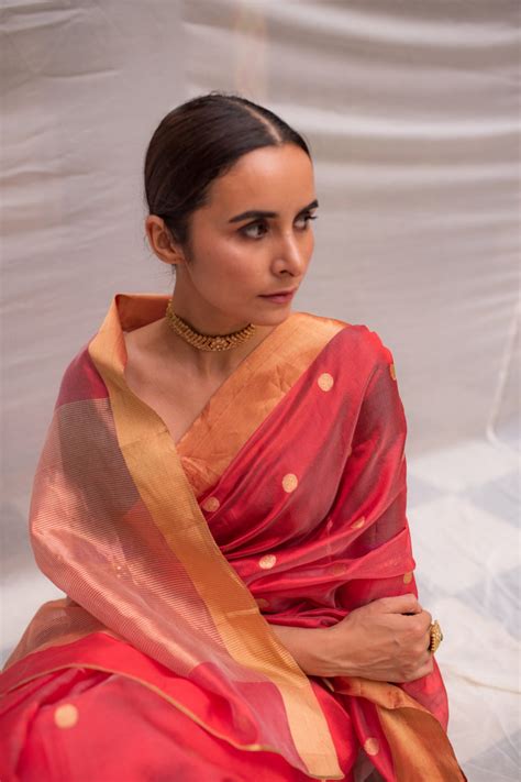 Omya- Red Silk Chanderi Saree – Priyanka Raajiv