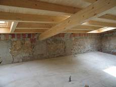 velux libreria tecnica finestra da tetto a bilico in pino con apertura manuale velux libreria tecnica finestra da tetto a bilico in pino con apertura manuale